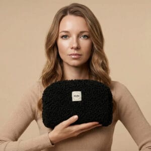 Juoda Teddy kosmetinė